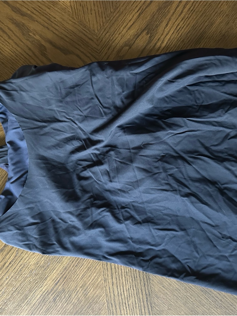 Athleta Navy Scoop Neck Tank Top with built in Bra